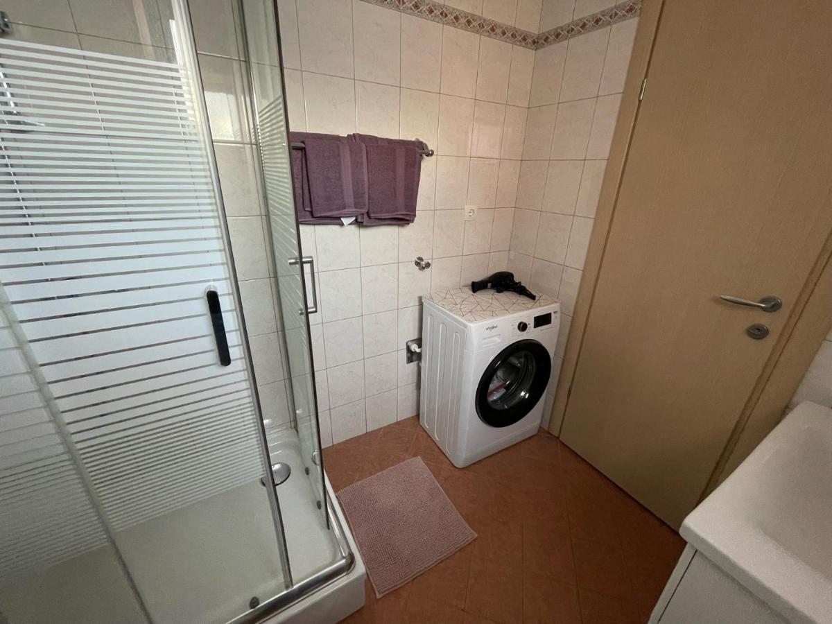 Apartments Elvira Крк Екстер'єр фото