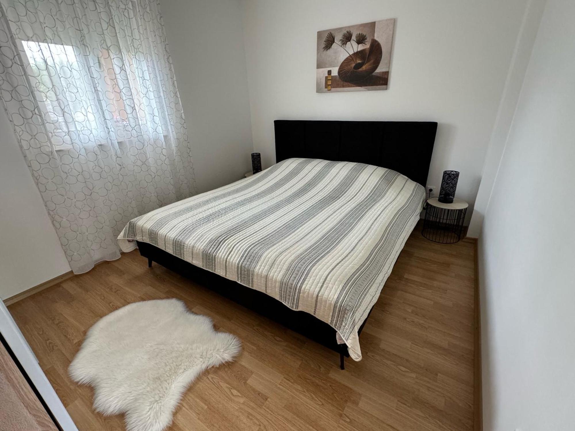 Apartments Elvira Крк Екстер'єр фото